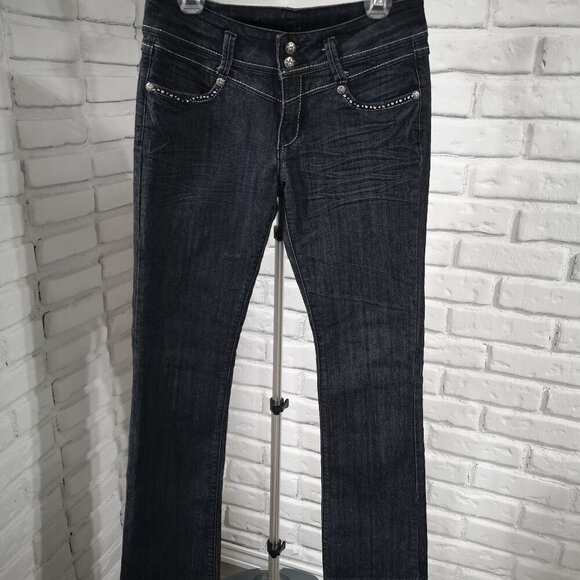 Candy Couture Ladies Size 9 Dark Wash Straight Legs Blue Jeans - Picture 1 of 14